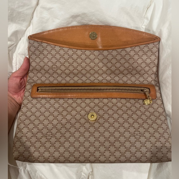 Celine Vtg macadam triomphe fold over clutch - Picture 14 of 16